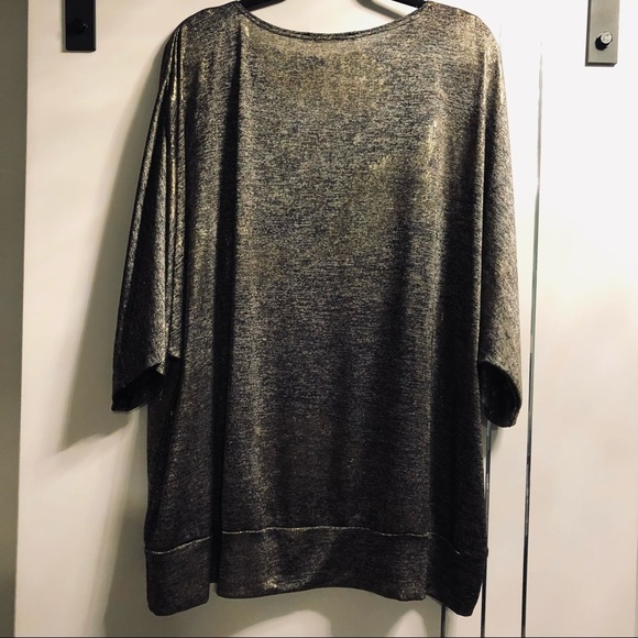 Plus size 4X MXM Metallic Print Knit Blouson Top Batwing Sleeves Black/Gold - Picture 2 of 8